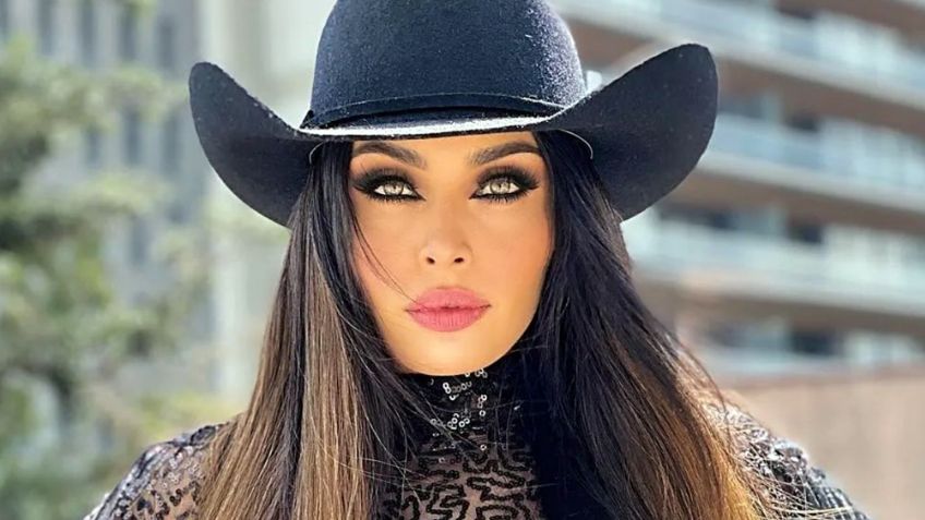 Kristal Silva, conductora de 'VLA', presume piernas con medias de red y 'outfit' ranchero