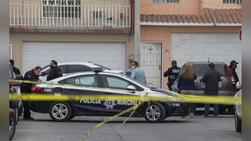 Taxista es ultimado a balazos por sujetos armados mientras trabajaba arriba de su unidad en Michoacán