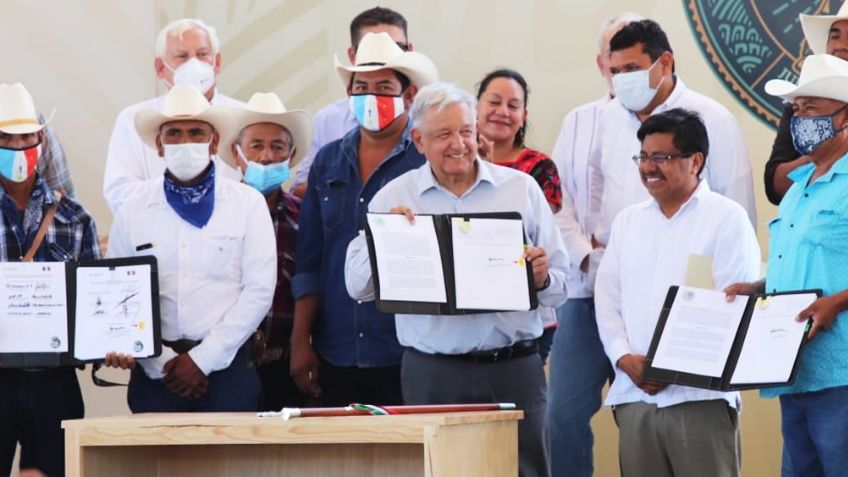 AMLO promete tierras, agua y recursos para yaquis; omite tema de seguridad y desaparecidos