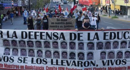 A 7 años de la desaparición de los 43 de Ayotzinapa, AMLO promete que "no se ocultará nada"