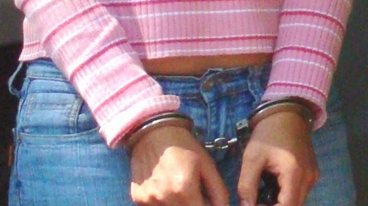 ¡Escalofriante! Erika es arrestada tras apuñalar a su novio; habría estado intoxicada