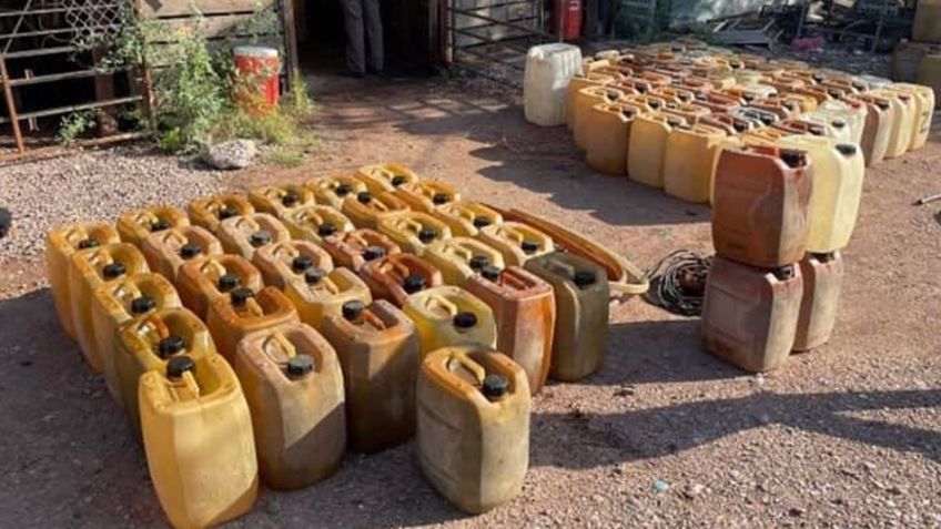 Golpe al huachicoleo en Sonora: Incautan en cateo más de 3 mil litros de hidrocarburo