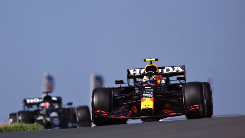 ¡Triunfa Red Bull en GP Países Bajos! Max Verstappen gana en casa; 'Checo', el Piloto del Día