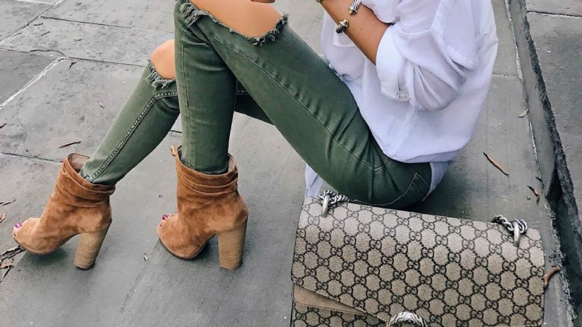 ¡Bella y glamurosa! Estos son los zapatos con tacón que arrasarán en los 'outfits' con jeans