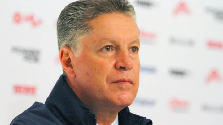 Paláez tendría las horas contadas en Chivas; Leaño sería su reemplazo en la dirección deportiva