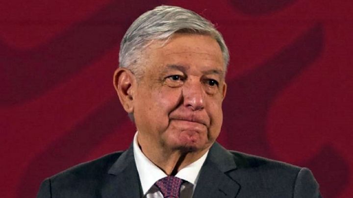 Presidente AMLO ingresó a hospital de la Sedena para revisión de rutina, informa vocero