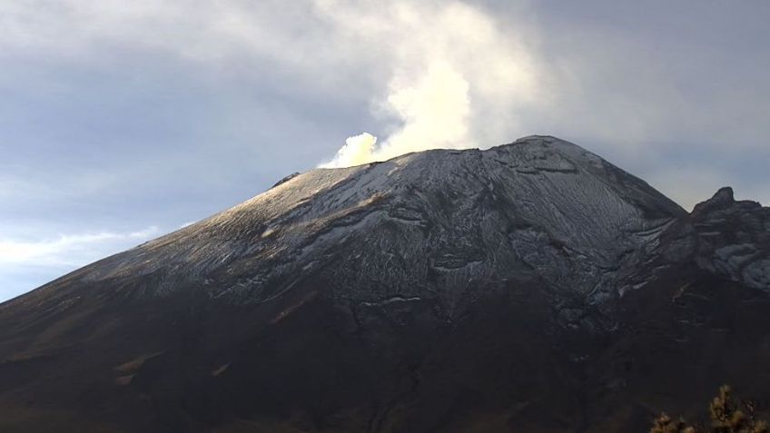 Popocatépetl amanece 'enojado'; registra 5 sismos y 12 exhalaciones