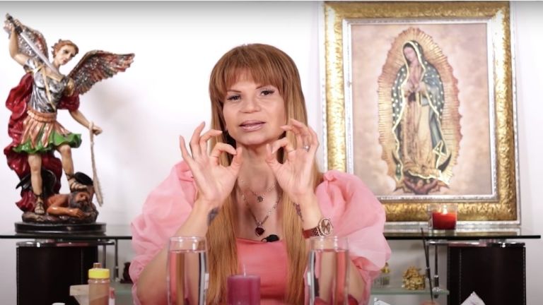 Mhoni Vidente comparte los horóscopos de hoy