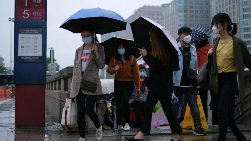 China cierra a su tercera ciudad por brotes de Covid-19; habría 20 millones confinados