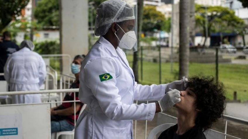 Ómicron gana terreno en Brasil; se convierte en la variante Covid-19 dominante