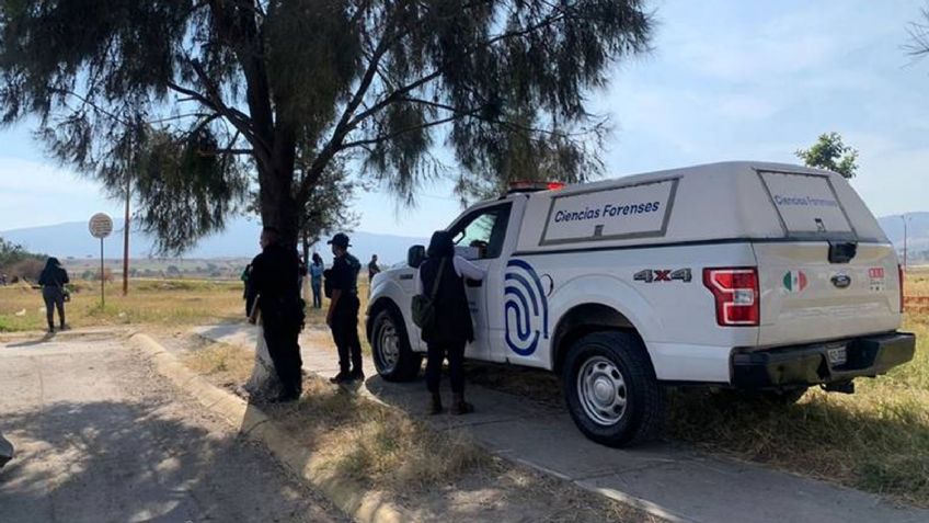Cerca de un fraccionamiento, localizan el cadáver carbonizado de un hombre