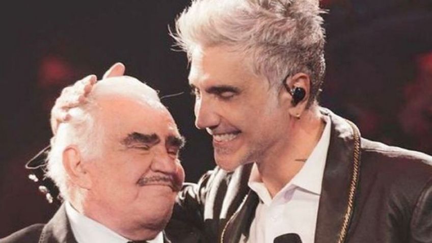 Alejandro Fernández se va de vacaciones y lo tunden en redes por no ir a la misa de su padre