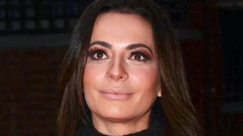 VIDEO: ¿Cuál pudor? Cecilia Galliano aparece en escena subida de tono con otra mujer