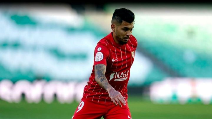 Quiere hacer historia: Tras debutar con el Sevilla, 'Tecatito' busca trascender con el club