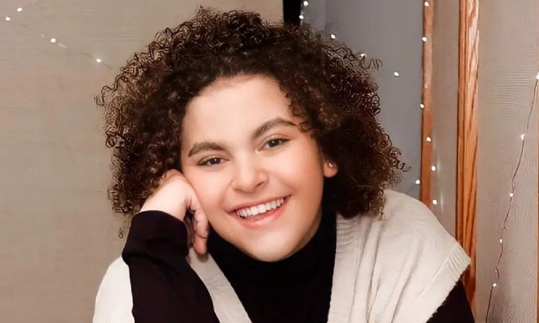 Lucerito Mijares muestra su decepción por Peso Pluma