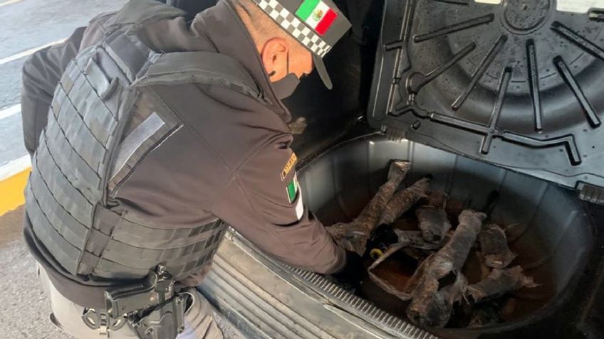 Arrestan a estadounidense en garita de Nogales; intentó cruzar con fusiles de asalto