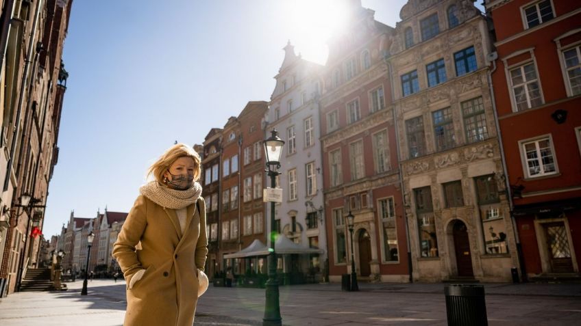 Polonia rompe récord en contagios de Covid-19; superan los 36 mil casos diarios