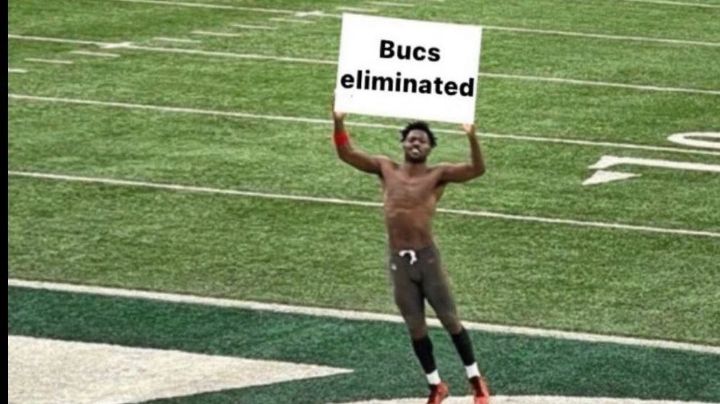¡Genio y figura! Antonio Brown se burla de la eliminación de los Bucaneros de Tampa Bay