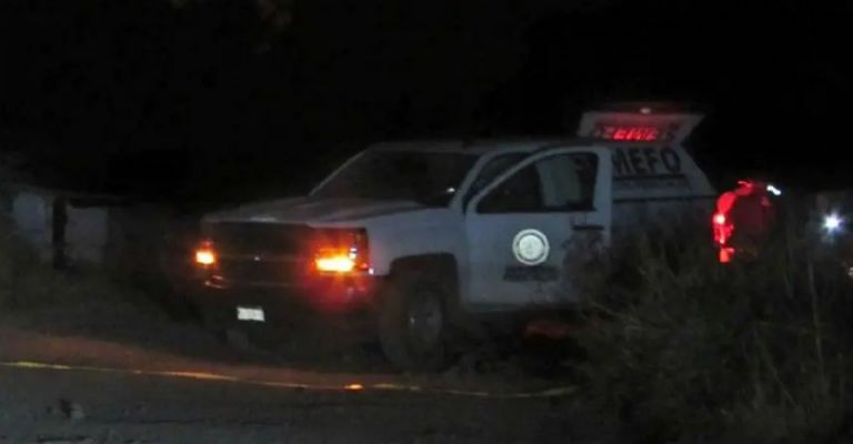 Autoridades llegan a la escena del crimen