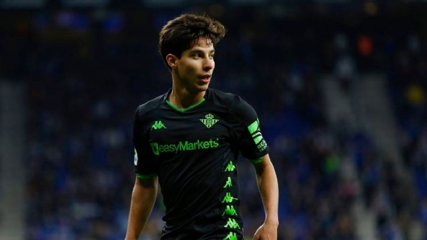 Betis quiere que Diego Lainez permanezca en el plantel, asegura prensa española
