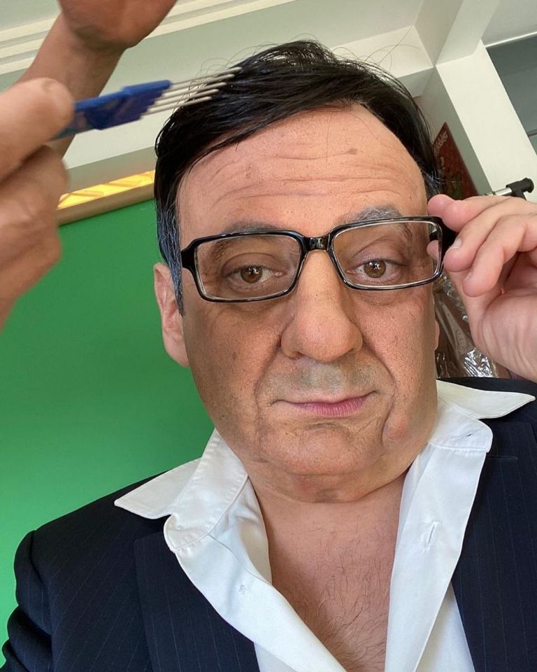 Lalo España como 'Chespirito'