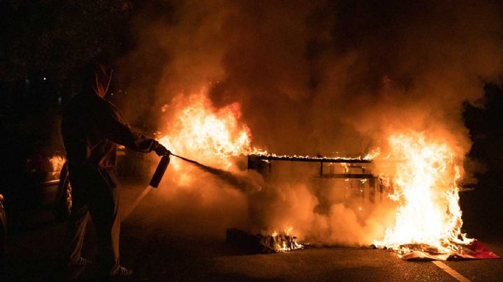 Tragedia en Filadelfia: Voraz incendio consume vivienda y deja 13 muertos; 7 eran niños