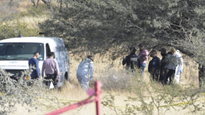 Trabajadores encuentran el cuerpo de un hombre; yacía sobre bolsas de basura