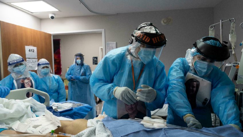 El alza en contagios por la variante Ómicron dejaría sin servicios básicos a Estados Unidos