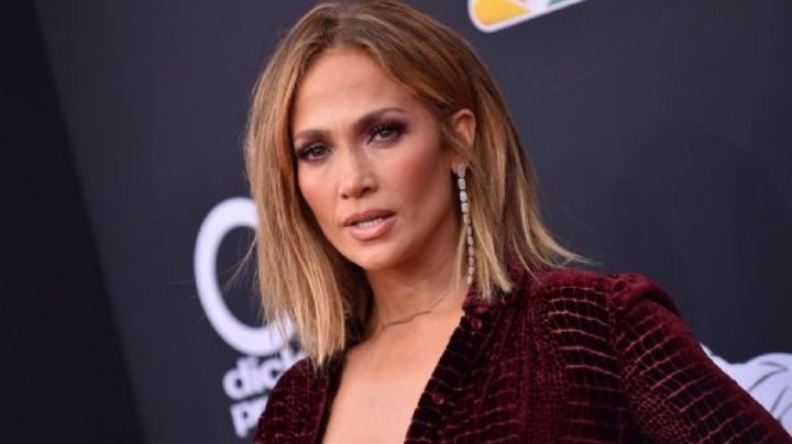 Duro golpe a Netflix: Postergan rodaje de película protagonizada por Jennifer Lopez
