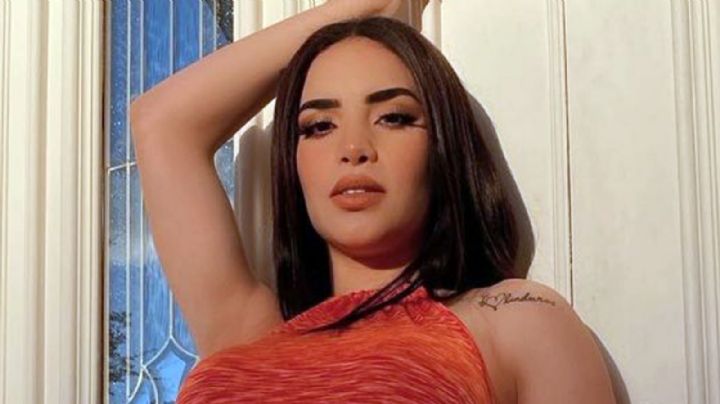 Tras hacerse 'arreglitos', Kimberly Loaiza presume su belleza con diminuto bañador blanco