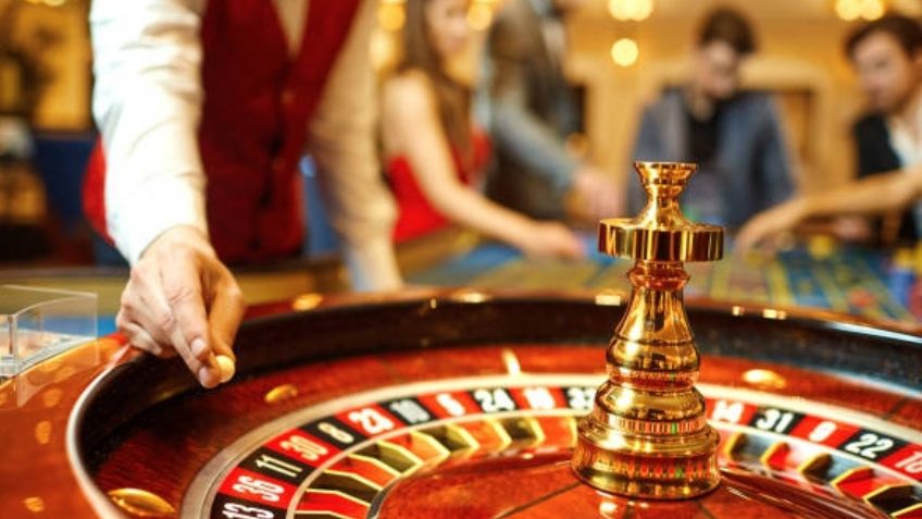 Casinos en Nuevo León apagan sus luces; los clausuran por desacato a medidas anti Covid-19