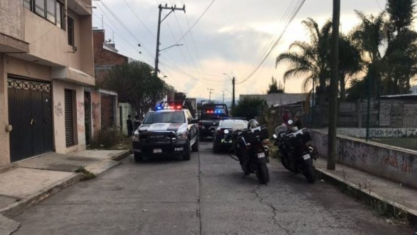 Sin mediar palabra, gatilleros acribillan a un hombre; lograron escapar de la Policía