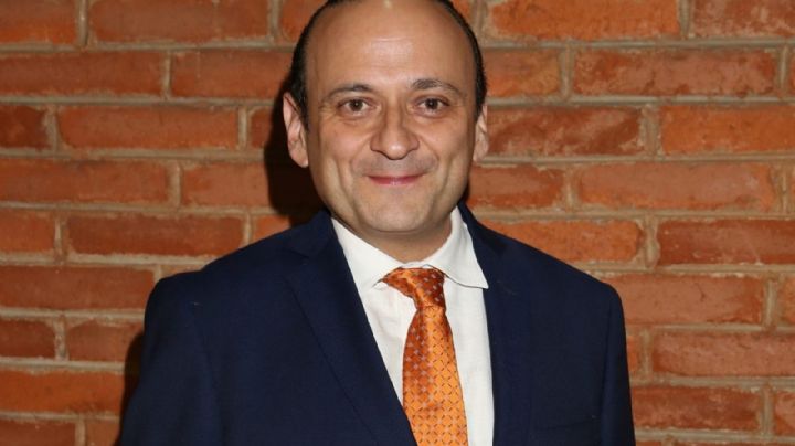 Lalo España sufre inesperado accidente; reaparece herido del rostro y estremece a sus fans