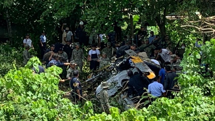 VIDEO: Se desploma un helicóptero de la Marina en Tabasco; No se descartan muertos