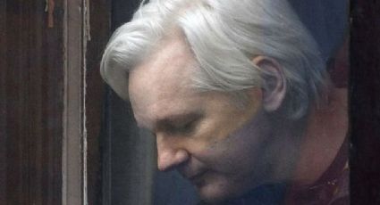 Tras manifestación en Reino Unido a su favor, Julian Assange da positivo a Covid-19