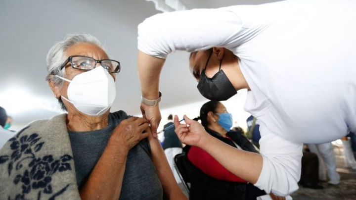 Todavía estas a tiempo: CDMX continúa con aplicación de vacuna contra Covid-19 e influenza