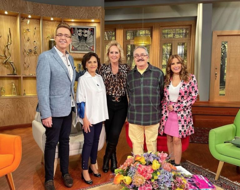 Instagram @ventaneandouno