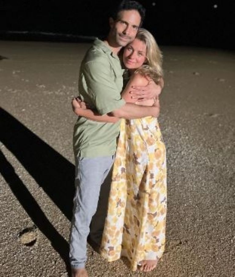 Osvaldo Benavides y Ludwika Paleta en la filmación de 'Noche de Bodas'