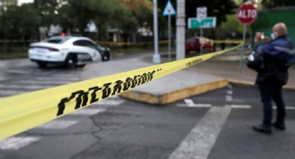 Sangriento intento de homicidio en Iztapalapa; De 30 disparos atacaron a dos hombres