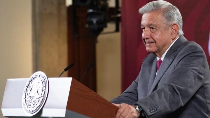 AMLO, de fiesta: Agradece a Salinas Pliego por pagar al SAT y a diputados por Ley de Ingresos