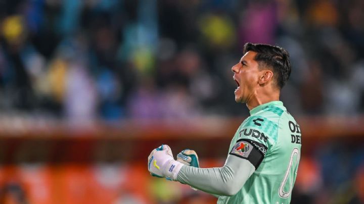 Oscar Ustarí podrá jugar la vuelta ante Monterrey, tras duro golpe en la cabeza