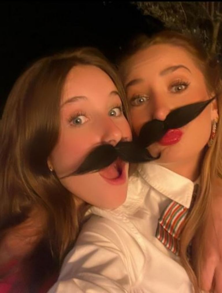 Geraldine Bazán y Elissa Marie Soto