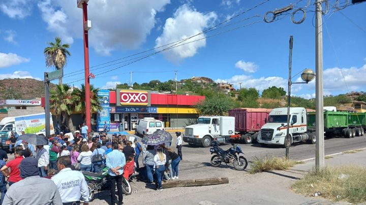 Con bloqueos y manifestaciones, trabajadores de CEA logran establecer de mesas de trabajo