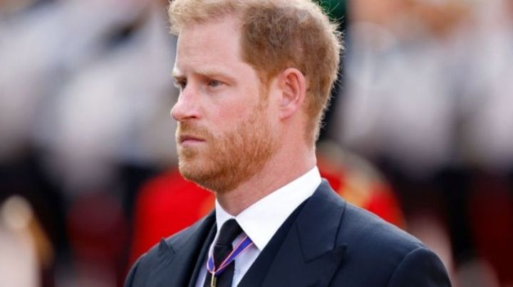 ¿Golpe a la corona? Difunden la portada de las memorias del Príncipe Harry; este día salen a la venta