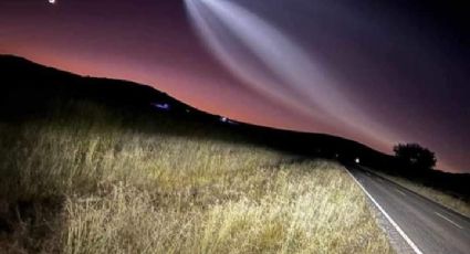¿OVNI en Sonora? VIDEO muestra luces en el cielo; es un cohete lanzado por SpaceX de Elon Musk