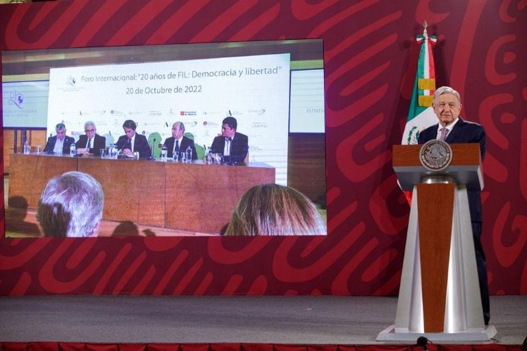 AMLO celebra triunfo de Lula da Silva en Brasil. Foto: Internet