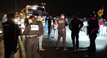Tras 2 horas de bloqueo, liberan carretera en Pótam; hay cinco detenidos, la mayoría menores