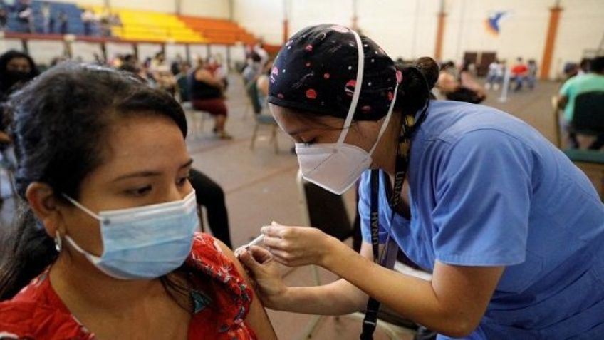 'Mañanera' de AMLO: Suman tres meses de reducción del Covid-19 en México, dice López-Gatell