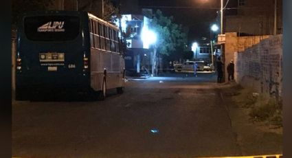 Sin mediar palabra alguna, comando armado aniquila a tiros a un hombre en Guanajuato