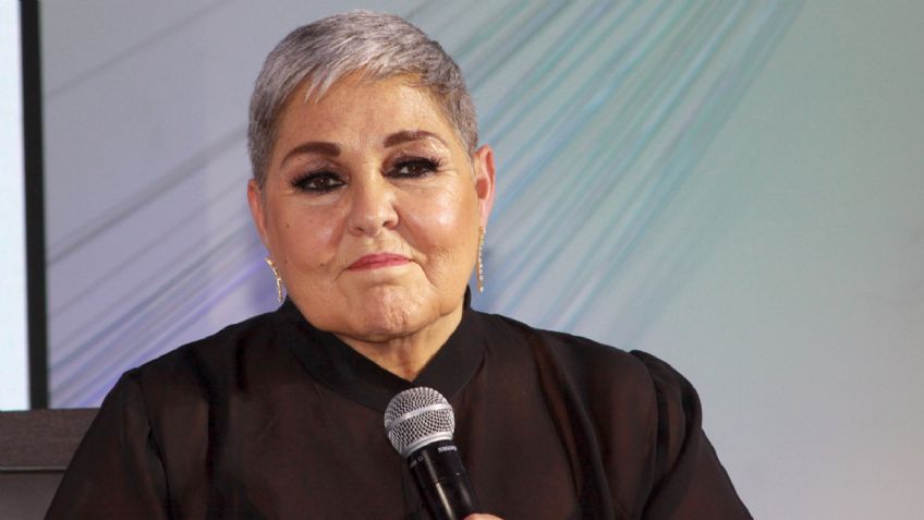 Tras problemas con las adicciones, afamada cantante explota en plena rueda de prensa